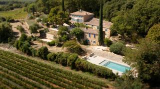 Domaine La Petite Blanchardière, 2 gîtes avec piscine au coeur des vignes à Sabran - Sabran - 0