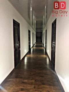 Entrada directa al lago - Big Day Hotel - 1