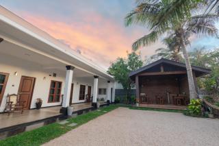 Sand and Sea Villa - 7