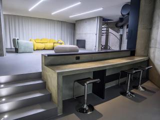 The Artist Loft - 4