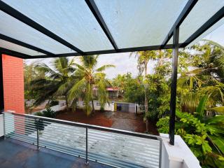 Tuttus Villa - 2