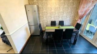 Spacious 3 Bed Home, Sleeps 6, Free Parking , Family & Contractor Stay - 9