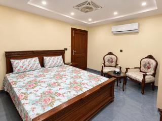 2 Bedroom Apartment - Terrace Apartment - Fully furnished - Bahria enclave - 0