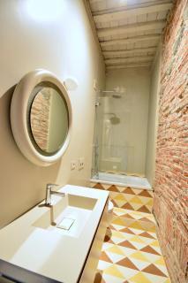 Lucca Comics front row - unbeatable Centro Storico location Exceptional property opposite Duomo inside walls - 3