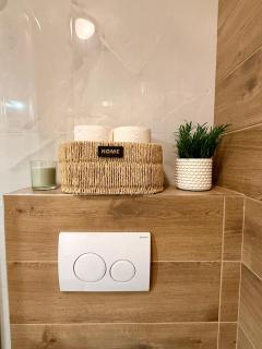 Tesla Airport Cozy Home - 5