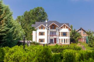 Buhayra by The Dal by VEO, StayVista - Pet-Friendly Villa with EV Station - 0