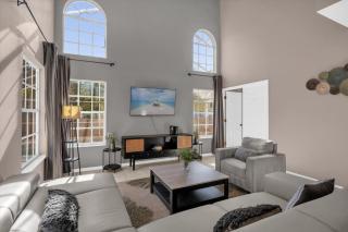 Elegant Villa | Pool • Fun Game Room • Close to Disney - 8