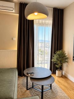 Imperial Suite on the Top Floor with Free Parking and Amazing View - 3