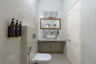 Solace Stays Udaipur - A Boutique Bunglow Near Lake Pichola - 8