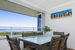 Scarborough Surf & Sunsets – Ocean-View Apartment - 4