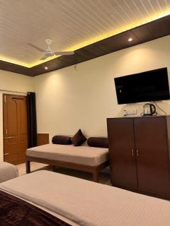 Soul Stays 4 Bed 14 min from MAHAKAL - 5