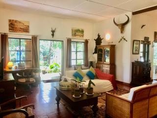 Captain's Bungalow - 4