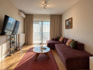 Green Leaf Apt in Diamond of Skopje with Free Parking, Private Yard and Private park access - 6