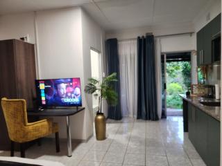 Busa House - 6