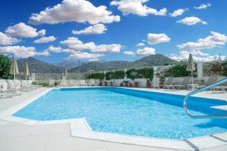 Hiona Holiday Hotel - 9