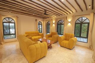 Damaris Boutique Estate - 1
