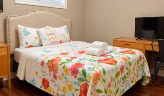3beds Suite By Costco,GP Airport,Shopping centres - 1