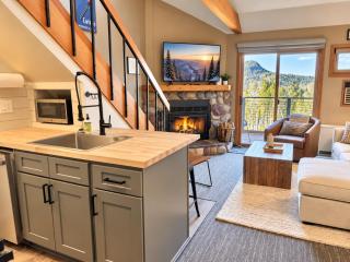 Ski-In/Ski-Out 1BR+Loft | Moose Mtn Views | Pool - 0