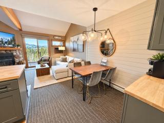 Ski-In/Ski-Out 1BR+Loft | Moose Mtn Views | Pool - 8