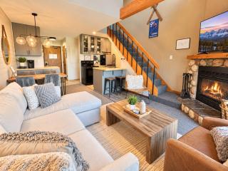 Ski-In/Ski-Out 1BR+Loft | Moose Mtn Views | Pool - 4