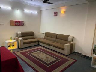 Nizami Family Homestay Perfect Family Stay - 2