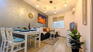 Blue Lagoon-City Center Apartments & Private Parking-apartmani-nsmilos - 7