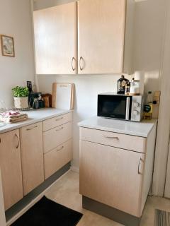 Cozy Self Check-in Apartment in Aalborg Centre R 28 B - 1 TV - 4