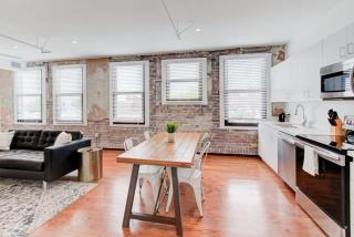 Downtown Loft Style Unit with ALL Modern Amenities - 3