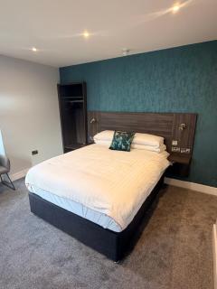 The Stores Bar & Lodgings - 2
