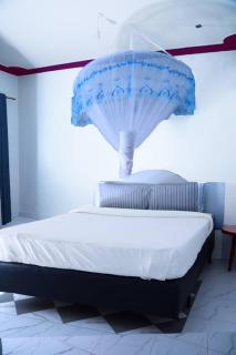 Lavington Home Entebbe - 5
