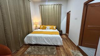NorthSky Bir Homestay Sunset room with Snow Capped mountain views near landing Site Bir - 1