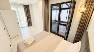 Green Hills Suites - 6
