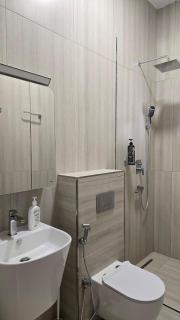 Serenity Spa Suite Private Jacuzzi and Sauna 2BR - 4