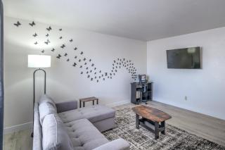 Your Vegas Home From Home! Sleeps 6 - 9