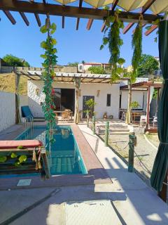 white villa - 4