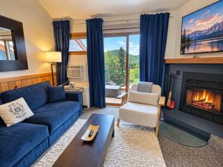 Lutsen Mtn Ski in Ski out Pool Hot Tub Fire Pit - 8