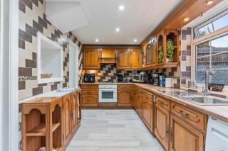 Stylish 3BR London Home Sleeps 7 Parking Woolwich - 6