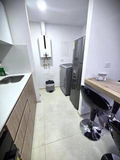 Modern and Brand-New Apt 2026 for up to 5 people - 4