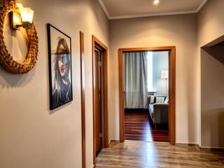 Charming Old Town Retreat - 2
