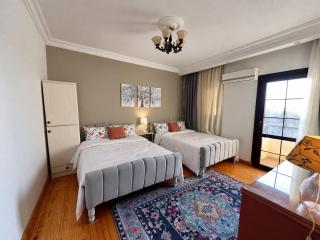 Vintage Charm, 3BR in a Compound near Arkan - only families & single travelers - 7