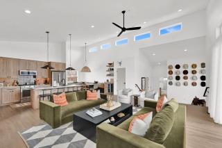 Brand NEW 5 Bedroom House in Eden at the base of Powder Mtn and Wolf Creek Golf Course - 4