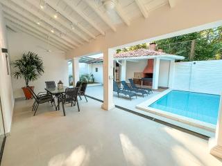 Cerca del Lago Private pool and BBQ in Sanber - 0
