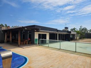 House with heated pool and big screen on the upper deck - 7