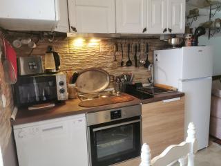 Apartment per day Stone house Djakonovic STAN NA DAN - 8