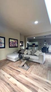 Mountain view apartment with balcony & AC Bedrooms - 9