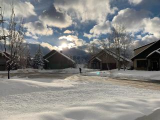 3 Bedroom Home Trappers Ridge Great View of Ogden Valley - 9