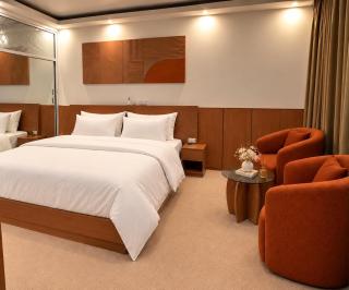 Luxurious Home - 0