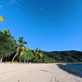 White Sandy Beach Resort - 0