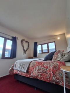 In8 DESiGN HUB Rural Retreat, Lumsden - 4