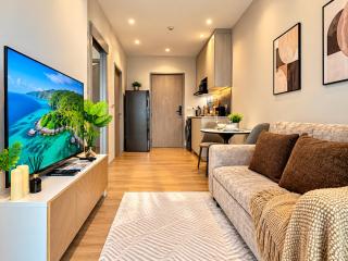 Title Serenity 1-Bedroom Pool Access Family Suite by TVC D113 - 8
